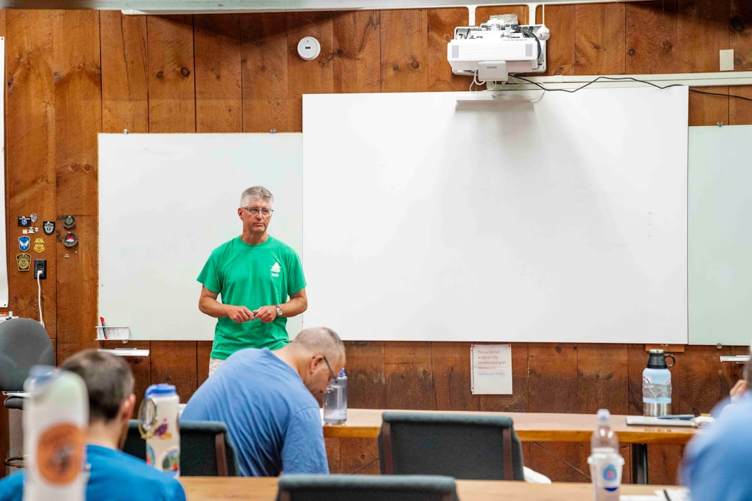 business coach mentoring entrepreneur meeting