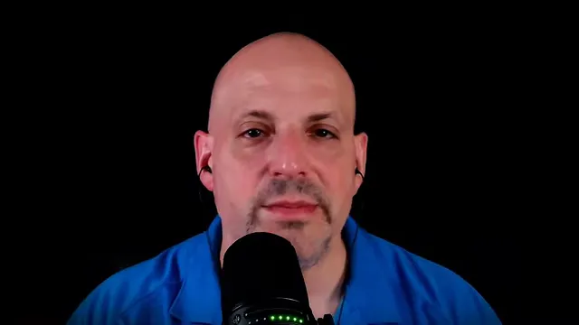 Explaining the 10/80/10 principle